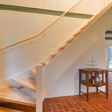 Four-bedroom Holiday With A Fireplace In Romo *