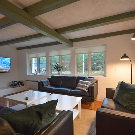 Four-bedroom Holiday With A Fireplace In Romo Bolilmark